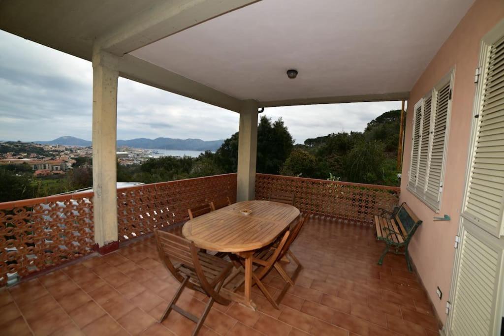 Casa Vacanze Il Pastore Tedesco Портоферрайо Экстерьер фото